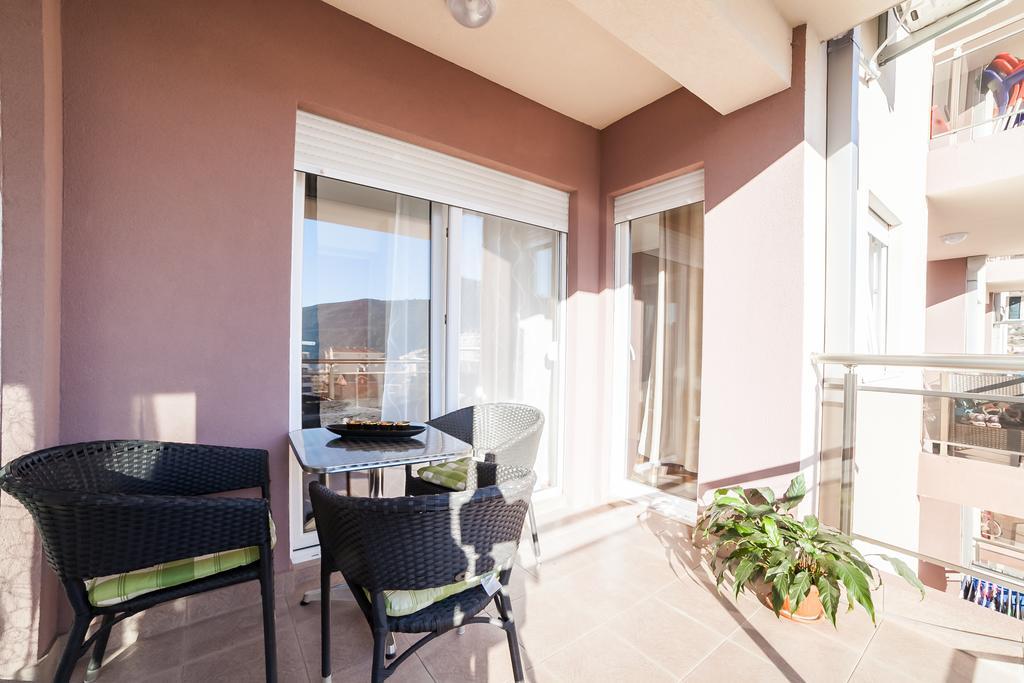 בודווה Apartman Marija מראה חיצוני תמונה