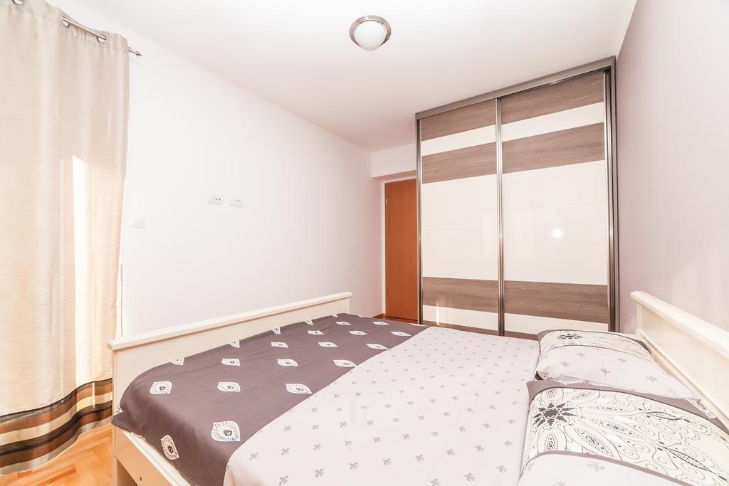 בודווה Apartman Marija מראה חיצוני תמונה