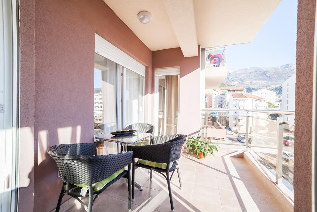 בודווה Apartman Marija מראה חיצוני תמונה
